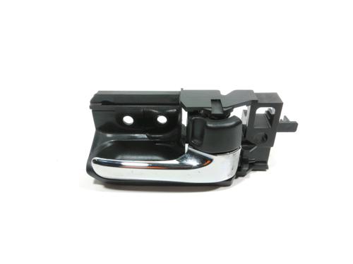 Used Rear right interior door handle TOYOTA AVENSIS (_T25_) 2.0 D-4D (ADT250_, ADT250R) (126 hp) 28252497