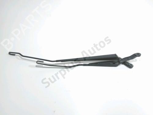 Used Front windshield wiper arm Front windshield wiper arm 30585100 30585100