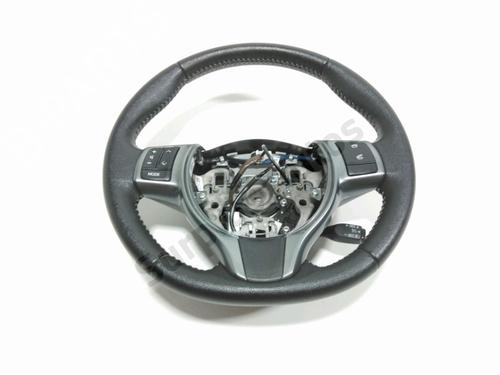 Used Steering wheel TOYOTA YARIS (_P13_) 1.5 Hybrid (NHP130_, NHP130) (101 hp) 28595497