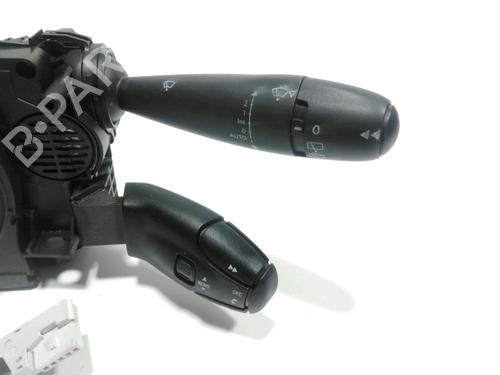 Steering wheel controls PEUGEOT 5008 (0U_, 0E_) 2.0 HDi 150 / BlueHDi 150 | BP28226899E15 