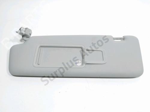 Venstre solskjerm Venstre solskjerm AUDI A3 Sportback (8VA, 8VF) 1.4 TFSI e-tron (204 hp) 35941909 35941909