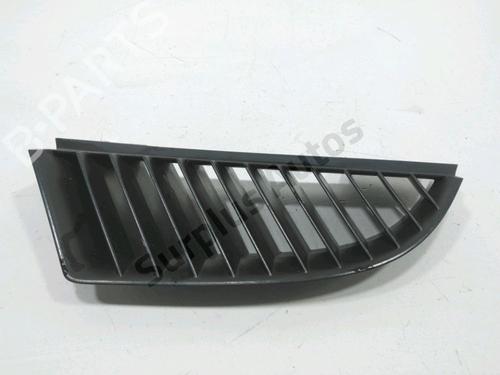Używane Atrapa chłodnicy / Grill MITSUBISHI COLT VI (Z3_A, Z2_A) 1.3 (Z21A) (95 hp) 30993194