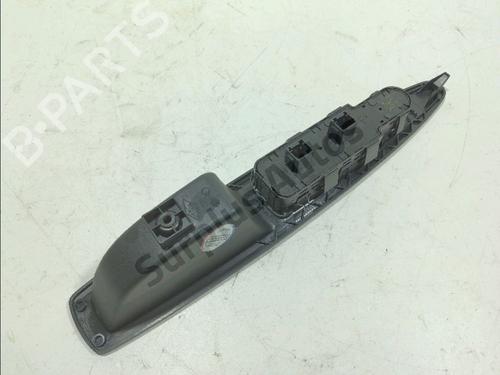 Left front window switch CITROËN C4 I (LC_) 2.0 HDi | BP36695975I27 - Image 2