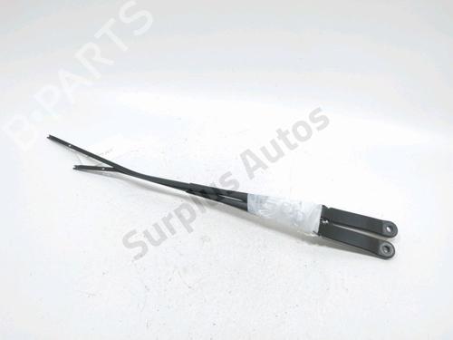 Used Front windshield wiper arm RENAULT FLUENCE (L3_) 1.5 dCi (L30B) (106 hp) 31007878