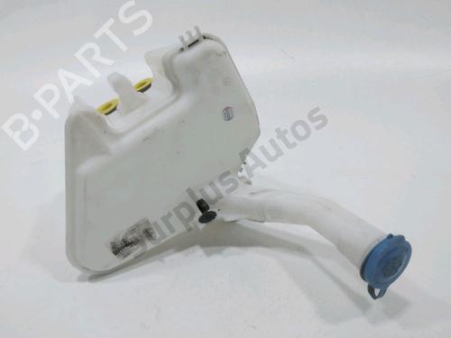 Used Windscreen washer tank Windscreen washer tank TOYOTA YARIS (_P9_) 1.3 VVT-i (SCP90_, SCP90R) (87 hp) 34416887 34416887