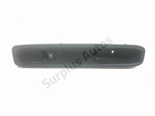 Used Right front window switch Right front window switch DACIA SANDERO III 1.0 SCe 65 (67 hp) 37773033 37773033