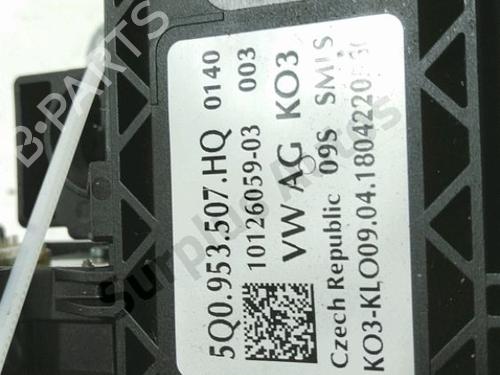 Steering wheel controls SEAT LEON ST (5F8) 1.4 TSI | BP40464483E15 - Image 3