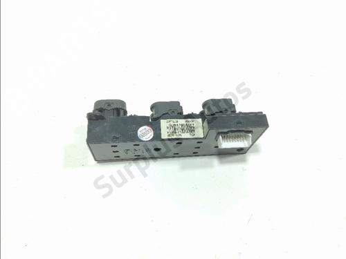 Left front window switch HYUNDAI i30 (FD) 1.6 CRDi | BP38231100I27 - Image 3