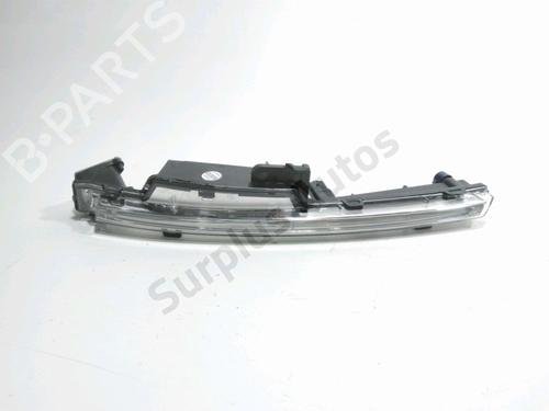 Used Left daytime light Left daytime light 39491392 39491392