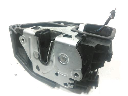 Venstre bagtil lås BMW 1 (F20) 116 d (116 hp) 31000369