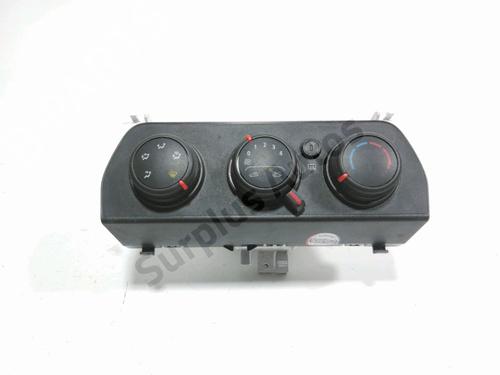 climate-control-dacia-sandero-iii-2021-36182969 main image