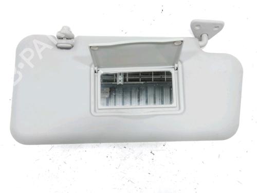 Used Right sun visor Right sun visor 37784565 37784565
