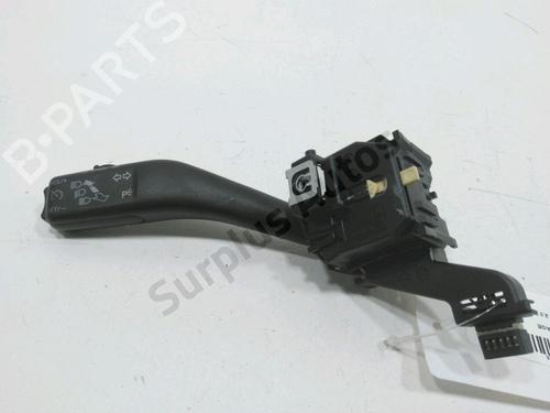 Used Headlight switch VW EOS (1F7, 1F8) 2.0 TDI (140 hp) 30989313