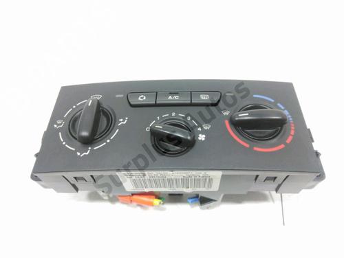 Used Climate control PEUGEOT 207 (WA_, WC_) 1.6 HDi (90 hp) 31123173