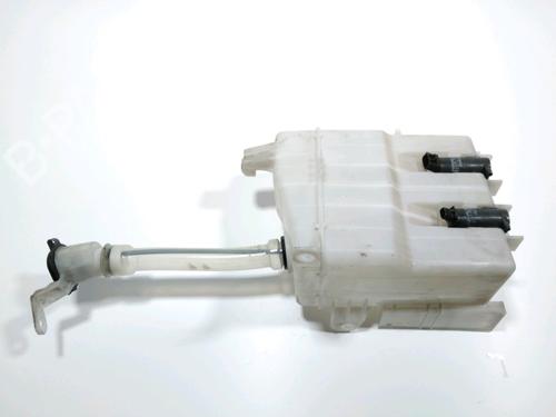 Used Windscreen washer tank TOYOTA AVENSIS VERSO (_M2_) 2.0 D (CLM20_, CLM20R) (116 hp) 28274103