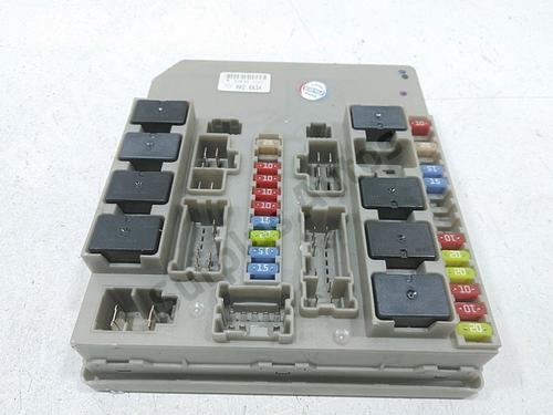 electronic-module-renault-clio-iii-br01-cr01-2005-2006-2007-2008-2009-2010-2011-2012-2013-2014-40212829 main image