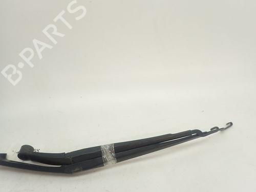 Used Front windshield wiper arm Front windshield wiper arm 37789817 37789817