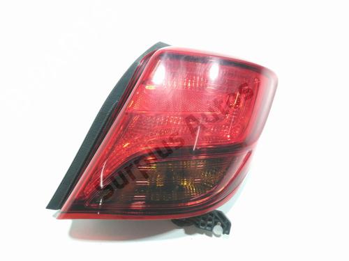 Used Right taillight TOYOTA YARIS (_P13_) 1.5 Hybrid (NHP130_, NHP130) (101 hp) 28595674