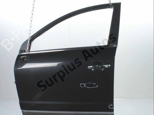 Used Left front door OPEL ANTARA A (L07) 2.2 CDTi 4x4 (184 hp) 31798387