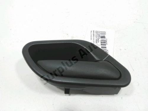 Poignée intérieure avant droite BMW 3 Compact (E46) 316 ti (115 hp) 30996264