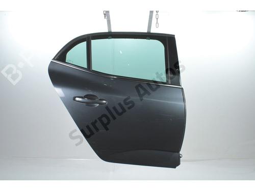 right-rear-door-renault-megane-iv-hatchback-b9amn_-2015-40214037 main image