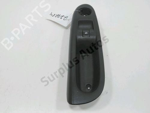 Used Right front window switch RENAULT CLIO II (BB_, CB_) 1.5 dCi (B/CB07) (65 hp) 30994461