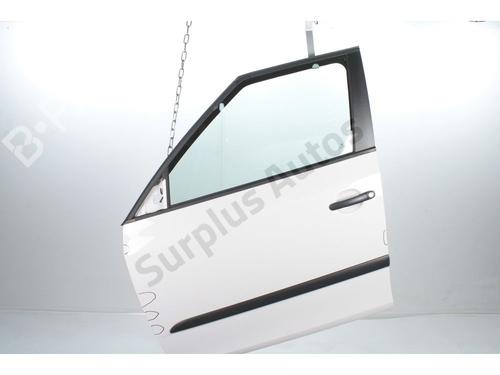 left-front-door-skoda-fabia-ii-542-2006-2007-2008-2009-2010-2011-2012-2013-2014-39118168 main image