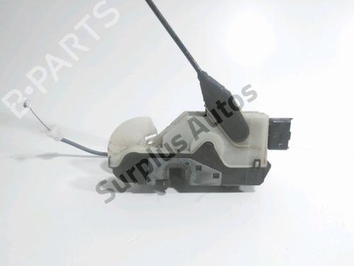 Front left lock PEUGEOT 2008 I (CU_) 1.4 HDi | BP32260967C98