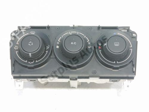 Used Climate control Climate control 39490776 39490776