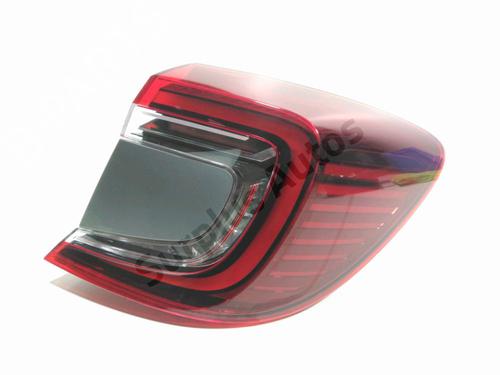 Used Right taillight RENAULT CAPTUR II (HF_) E-TECH 145 (HFMU) (143 hp) 31080451