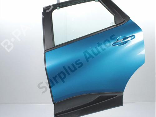 Używane Drzwi tylne lewe Drzwi tylne lewe RENAULT CAPTUR I (J5_, H5_) 1.5 dCi 90 (J5N4, J5M5, J5MW, J5M6, J5AL, J5AJ) (90 hp) 37017947 37017947