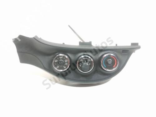 Used Climate control TOYOTA YARIS (_P13_) 1.3 (NSP130_, NSP130) (99 hp) 28721030