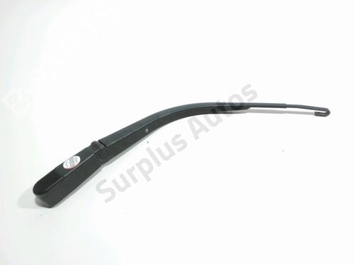 Used Rear windshield wiper arm Rear windshield wiper arm MAZDA 6 Hatchback (GH) 2.2 MZR-CD (GH10) (125 hp) 33839192 33839192