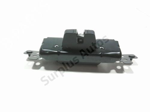 Tailgate lock PEUGEOT 208 I (CA_, CC_) 1.2 VTI 82 | BP30503926C101