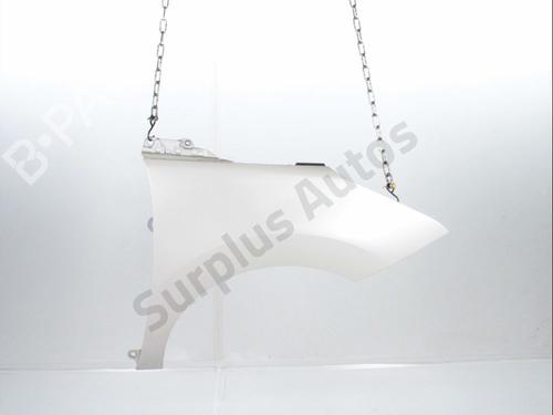 Used Right front fenders Right front fenders PEUGEOT 5008 (0U_, 0E_) 1.6 HDi (114 hp) 36764735 36764735