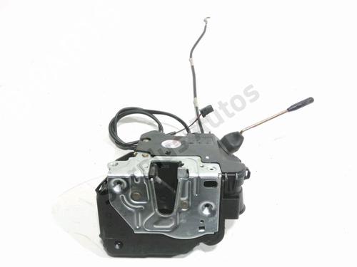 front-right-lock-mercedes-benz-c-class-w203-2000-2001-2002-2003-2004-2005-2006-2007-34178246 main image