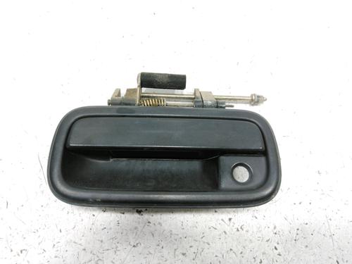Used Front left exterior door handle TOYOTA LAND CRUISER 90 (_J9_) 3.0 TD (KZJ90_, KZJ95_, KZJ90R, KZJ95R, KZJ90W, KZJ95W) (125 hp) 30995873