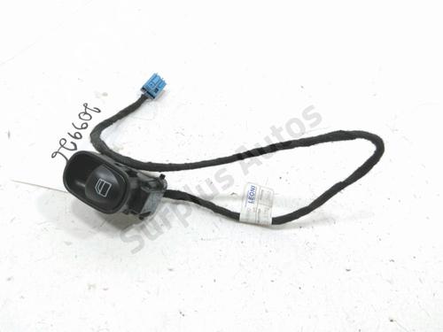 Used Right front window switch Right front window switch 37772945 37772945