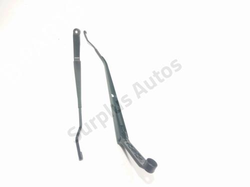 Used Front windshield wiper arm FIAT SEDICI (189_) 2.0 D Multijet 4x4 (135 hp) 28272121