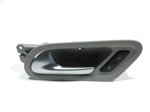 Used Front left interior door handle Front left interior door handle VW EOS (1F7, 1F8) 1.4 TSI (160 hp) 28243102 28243102