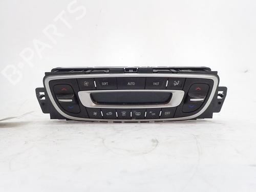 Used Climate control RENAULT MEGANE III Grandtour (KZ0/1) 1.5 dCi (KZ09, KZ0D, KZ1G, KZ29, KZ14, KZ1W, KZ10, KZ1F,... (110 hp) 30988337