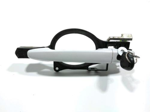 Used Front left exterior door handle MITSUBISHI OUTLANDER II (CW_W) 2.2 DI-D 4WD (177 hp) 28242337