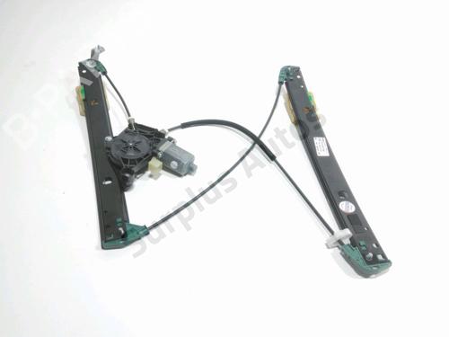 Rudehejsemekanisme ventre foran AUDI A3 Sportback (8YA, 8YF) 30 TDI (116 hp) 32102459