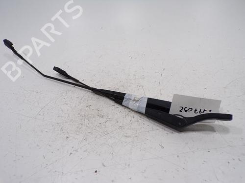 Used Front windshield wiper arm RENAULT TWINGO II (CN0_) 1.5 dCi (CN0E) (64 hp) 31007543