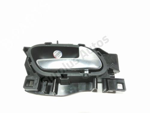 Used Front right interior door handle Front right interior door handle 37775056 37775056