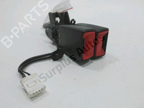 Engache cinturón PEUGEOT 308 II (LB_, LP_, LW_, LH_, L3_) 1.6 HDi / BlueHDi 115 (115 hp) 30992508