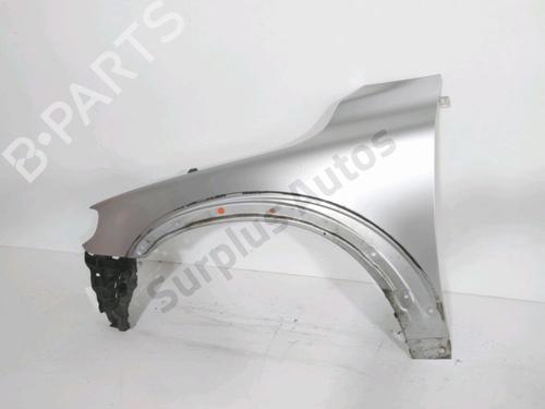 Used Left front fenders VOLVO XC70 II (136) 2.4 D (175 hp) 30993367