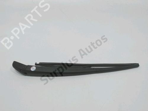 Used Rear windshield wiper arm ALFA ROMEO 159 Sportwagon (939_) 2.4 JTDM (939BXD1B, 939BXD12) (200 hp) 32488845