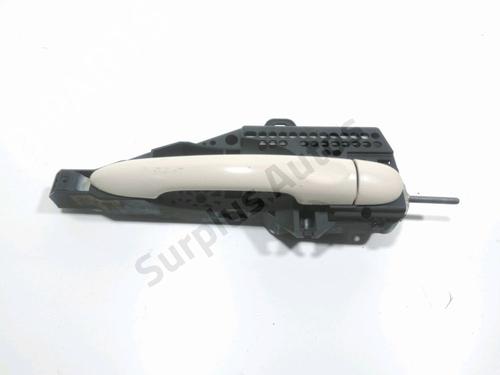 Used Rear right exterior door handle RENAULT CAPTUR I (J5_, H5_) 1.5 dCi 90 (J5N4, J5M5, J5MW, J5M6, J5AL, J5AJ) (90 hp) 30800793