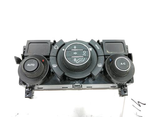 Used Climate control PEUGEOT 308 SW I (4E_, 4H_) 1.6 HDi (109 hp) 30988406